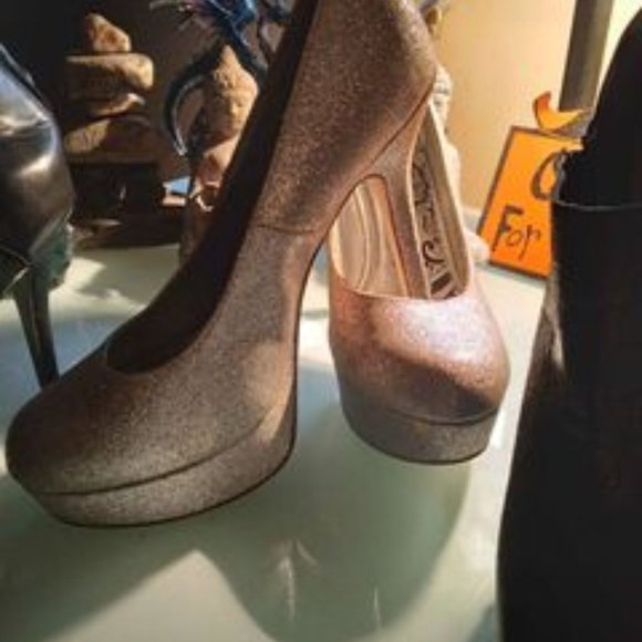 Bling silver heels - Picture 3 of 3